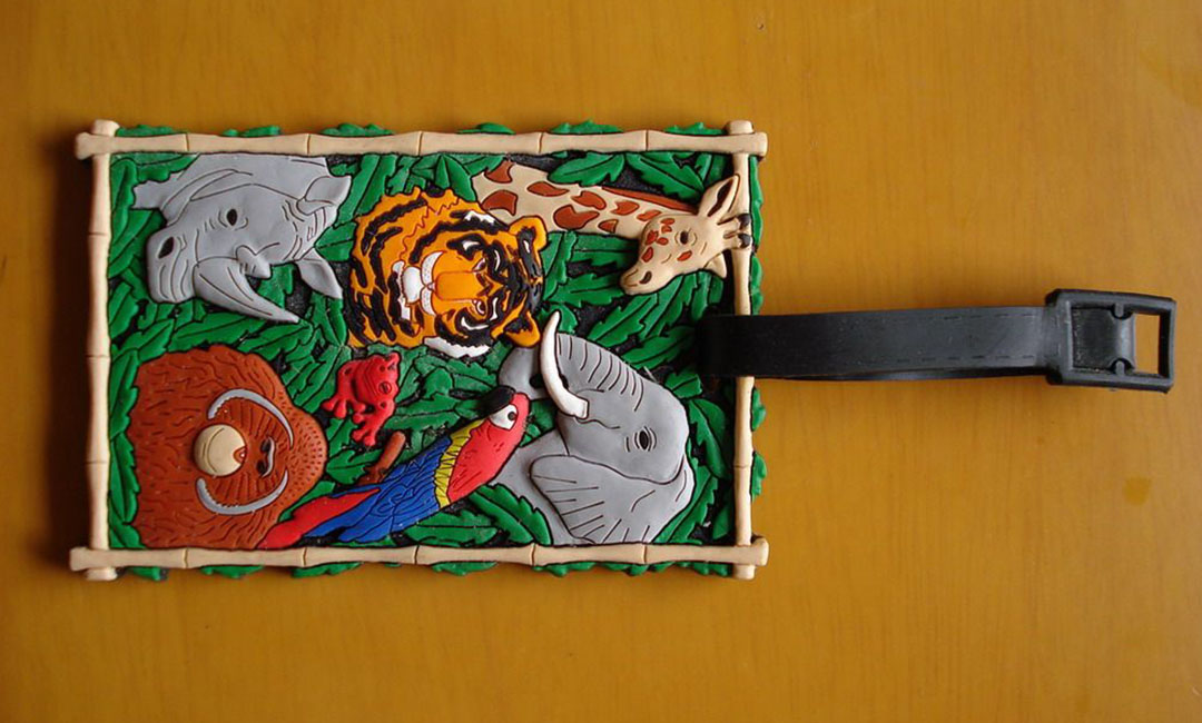 德宏博尼箱包CMS网站开发案例